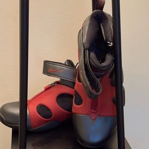 ⛹🏻‍♂️Rare💥Men’s Nike Shox Elite 10.5